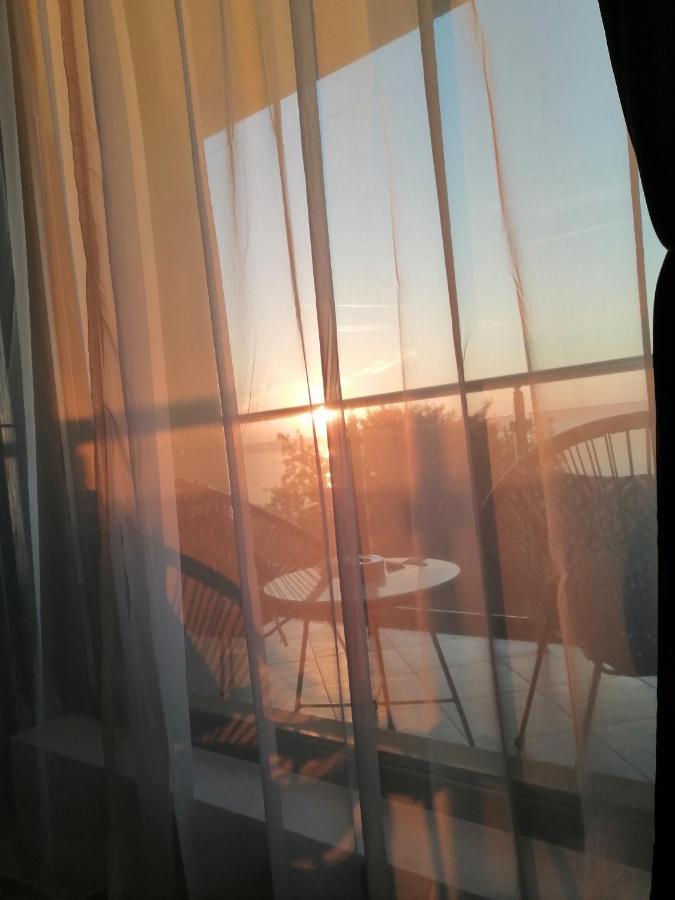 Relax Apartament Varna ภายนอก รูปภาพ